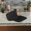 Hastings Home Pot Holder Set With Silicone Grip, Quilted And Heat Resistant (Set of 2) By Hastings Home (Black) 100615CQM